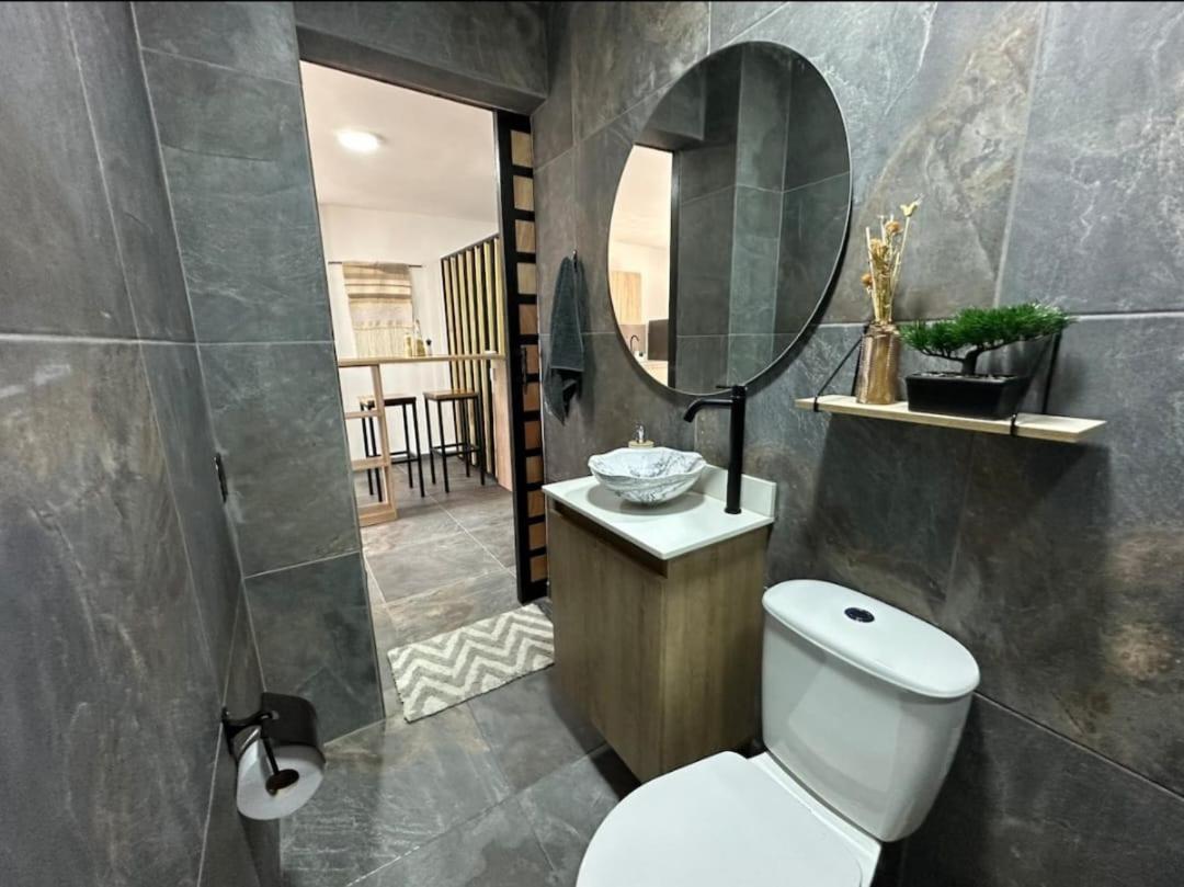 Apartamento Loft En Laureles
